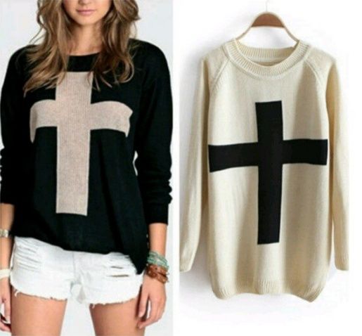 Blusa de manga c/ Crucifixo